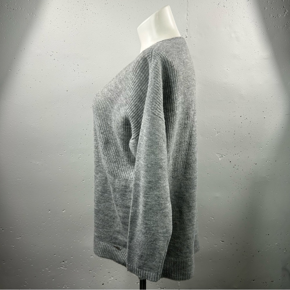 Calvin Klein Gray Long Sleeve Sweater - Picture 4 of 6